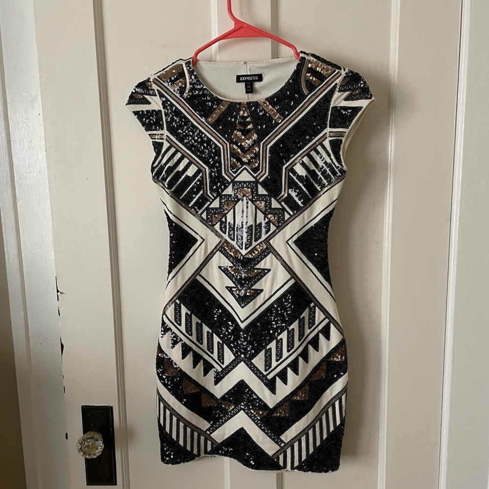 Express | XXS Petite | Sequin Dress (Black, White & Gold)